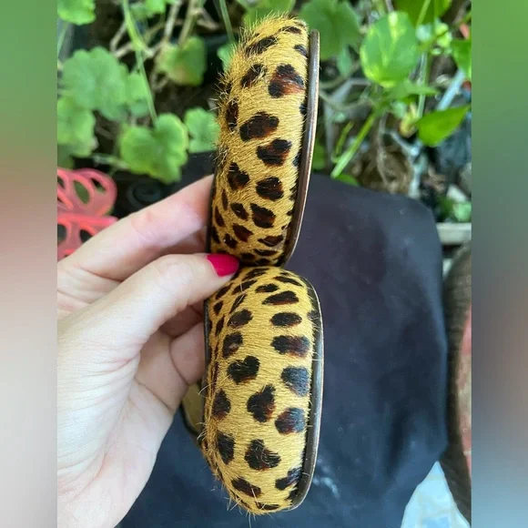 Cole Haan leopard woman’s flats - Picture 3 of 6